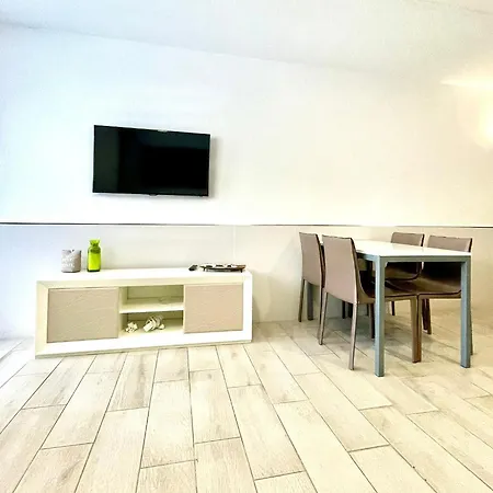 Apartmán Optimist Playa de las Americas (Tenerife)